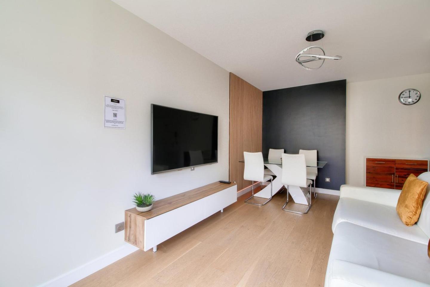 123Home - Suite & Spa Xl Montévrain Extérieur photo